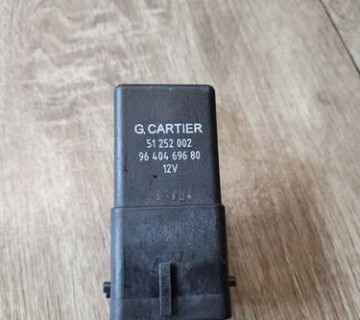 Реле свічок розжарювання Citroen Berlingo 1996-2008 9640469680