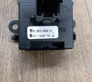 8363668 Підрулевий перемикач поворотів лівий, світла дальнього BMW E46, E39, e38, X5 e53 БМВ