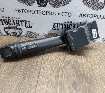 Перемикач поворотів підрульовий Volvo 70 s60 sc90 30768097