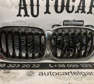Решітка радіатора BMW 5 G30 G31 5113185178